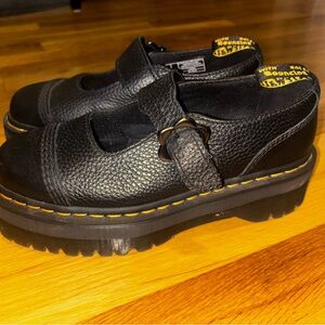 Dr. Martens Black Mary Jane’s size 8